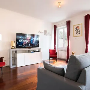 https://apt-matteucci-piramide.it-romehotels.com